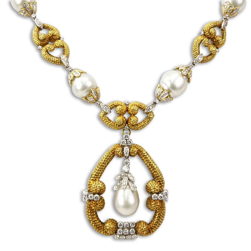 14.0 Carat Round Brilliant Cut Diamond, 13 Large 13-16mm Baroque White Pearl and Heavy 18 Karat Yellow Gold Pendant Necklace