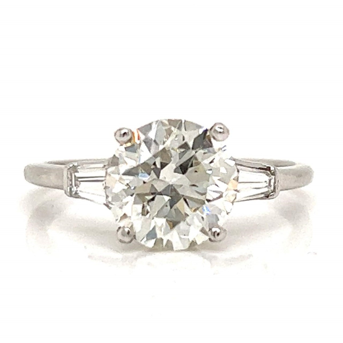 GIA Diamond and Platinum Engagement Ring