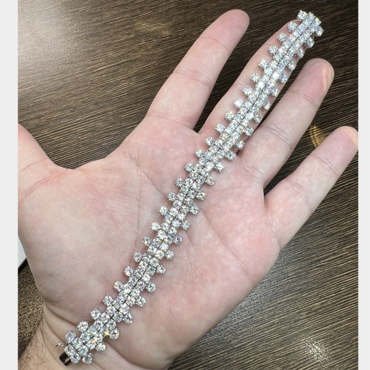 Calderoni Diamond and Platinum Bracelet