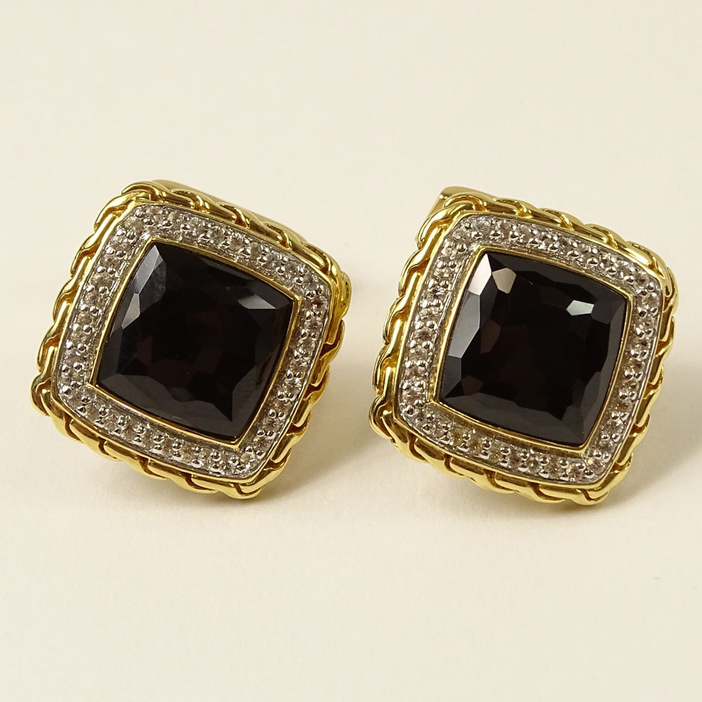 Pair of Men's John Hardy 18 Karat Yellow Gold, Diamond and Black Onyx Cufflinks. 