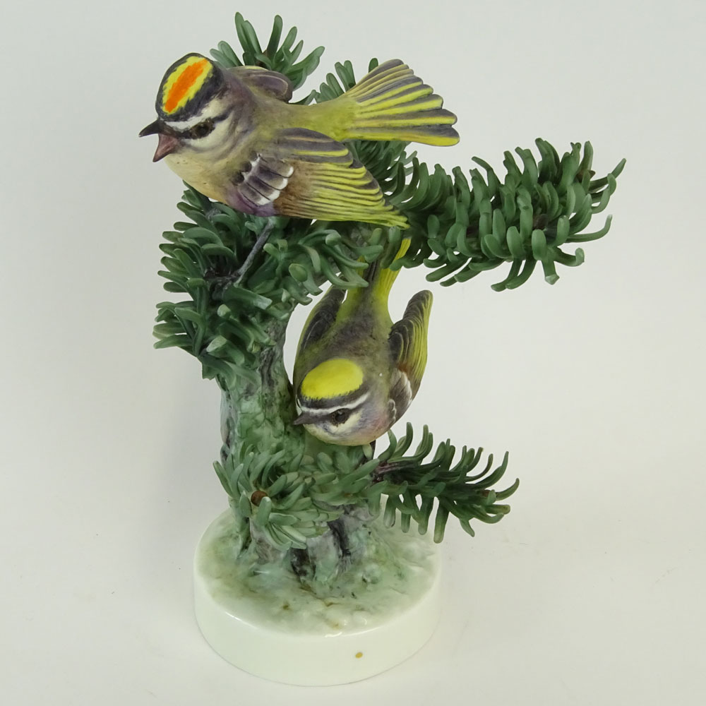 Dorothy Doughty Royal Doulton Porcelain Bird Group "Golden Crowned Kinglet". 