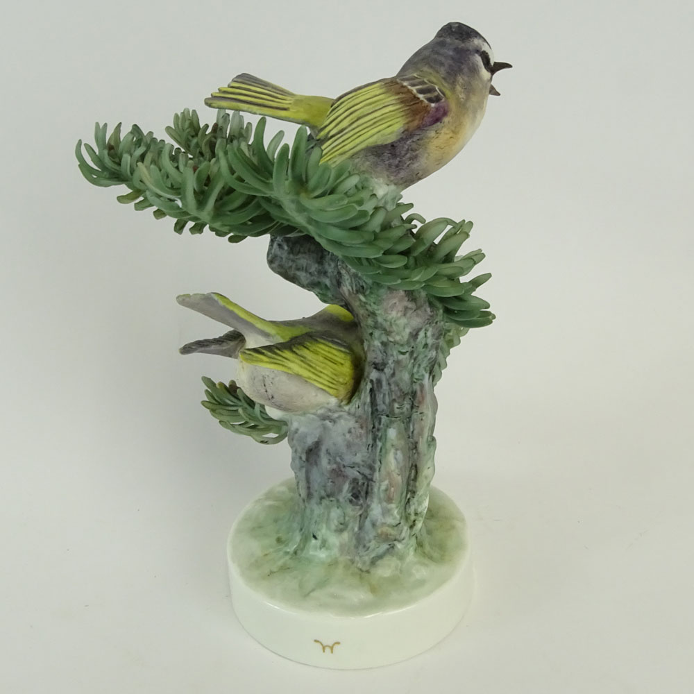 Dorothy Doughty Royal Doulton Porcelain Bird Group "Golden Crowned Kinglet". 