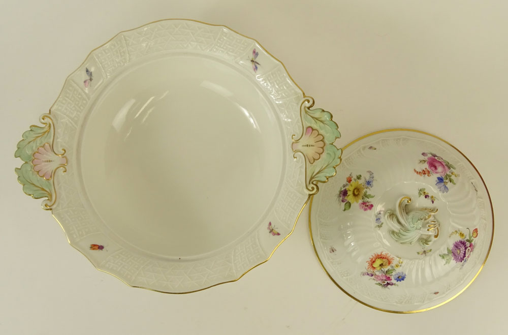 Meissen Hand painted Porcelain Covered Entrée Serving Bowl.