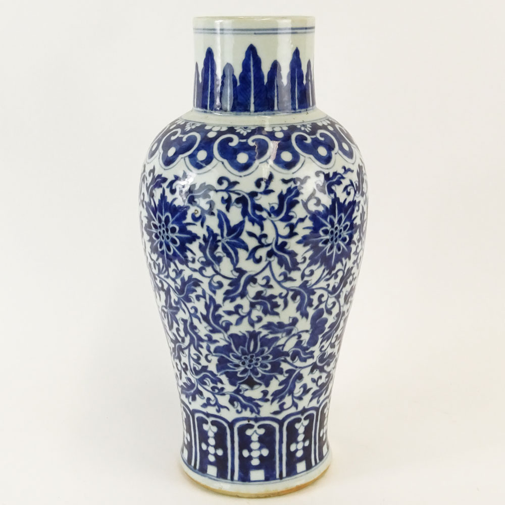 19/20th Century Chinese Blue and White Porcelain Baluster Vase.