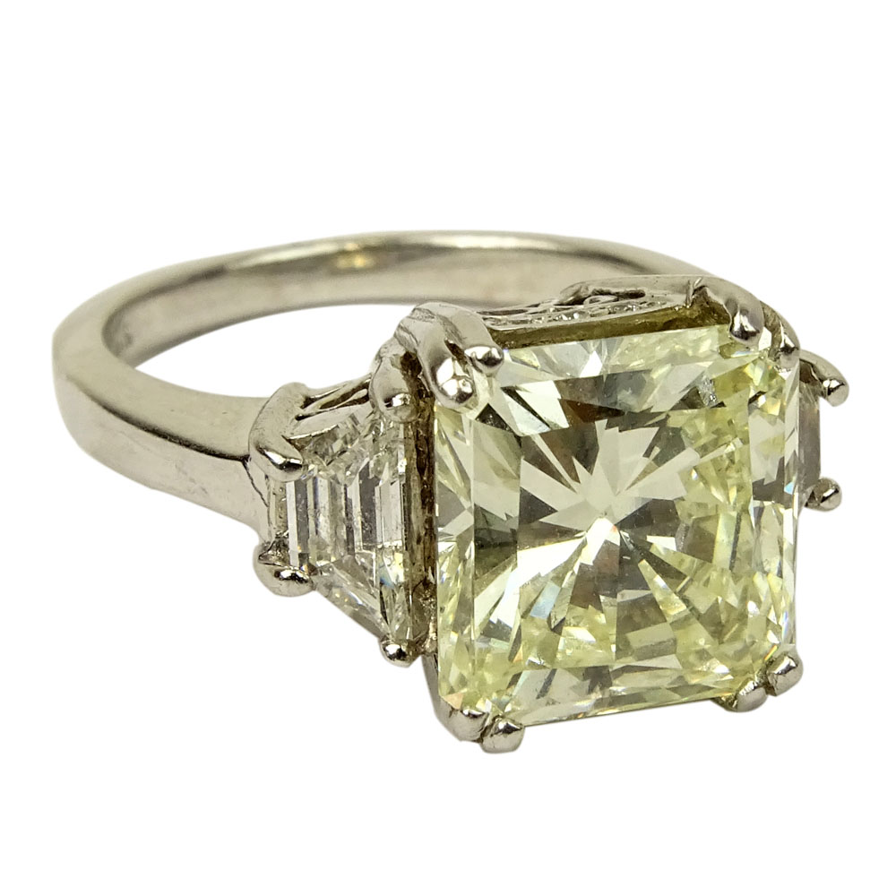 Important Approx. 5.40 Carat Radiant Cut Diamond and 18 Karat White Gold Engagement Ring.