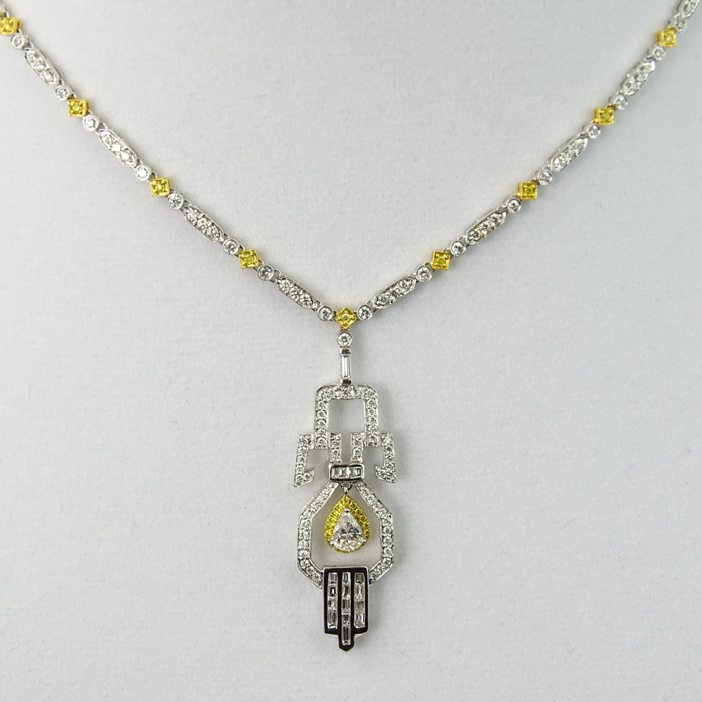 Lady's Art Deco style Diamond and 18 Karat White and Yellow Gold Pendant Necklace