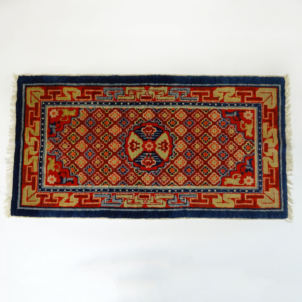 Early 20th Century Chinese Wool Rug, 