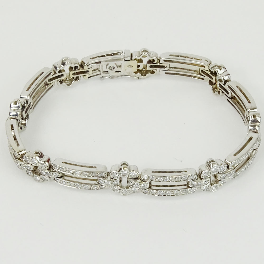 Lady's Approx. 4.0 Carat Round Cut Diamond and 18 Karat White Gold Bracelet.