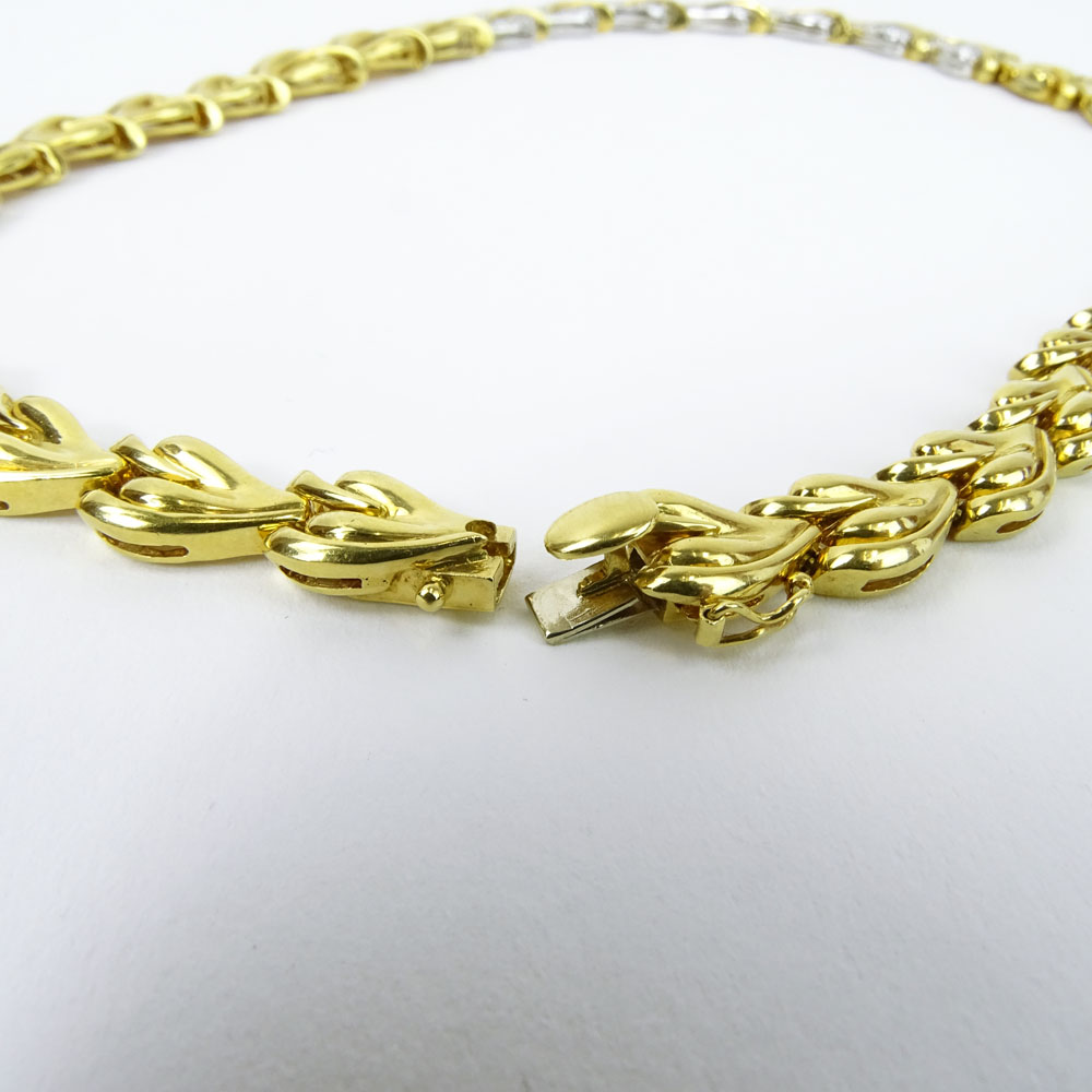 18 Karat Yellow Gold and Approx. 5.0 Carat Round Cut Diamond Necklace.