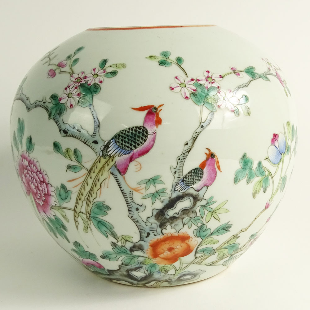 Vintage Mid Century Chinese Export Porcelain Hand Painted Rose Famille Round Jar.