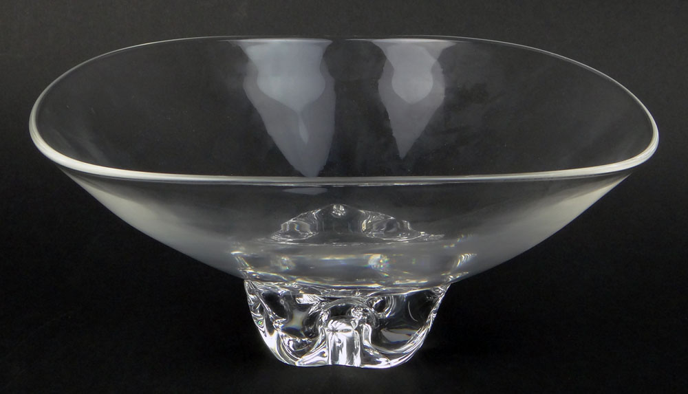 Vintage American Steuben Crystal Bowl. Etched Signature to Base.