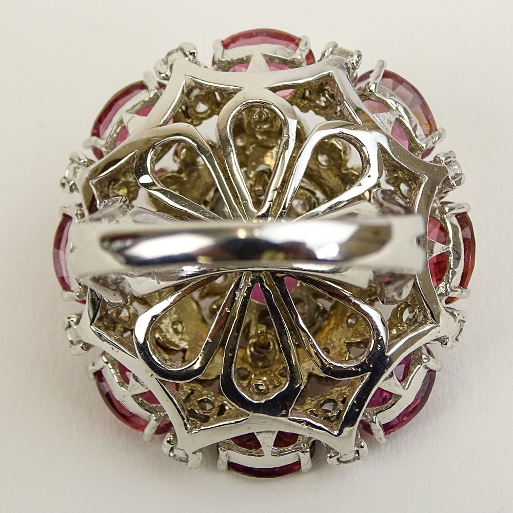 Lady's Vintage approx. 2.0 Carat Round Cut Diamond, Oval Cut Garnet and 14 Karat White Gold Ring. 