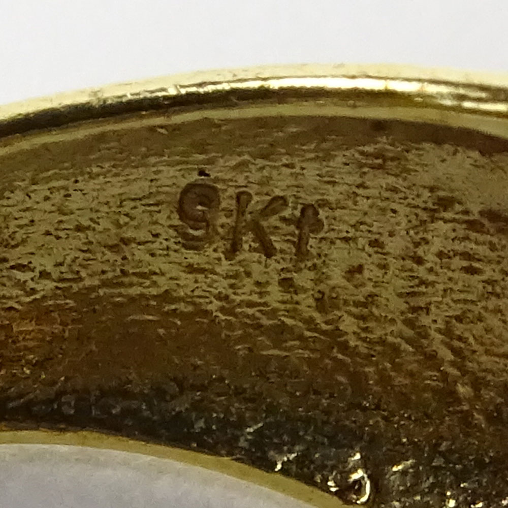 Lady's Delicate 14 Karat Yellow Gold Filigree Ring. Signed S. P..