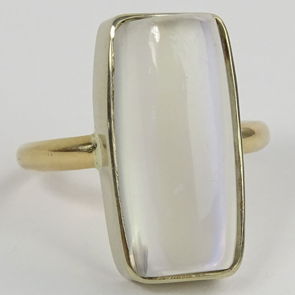 Vintage 14 Karat Yellow Gold and Moonstone Ring.