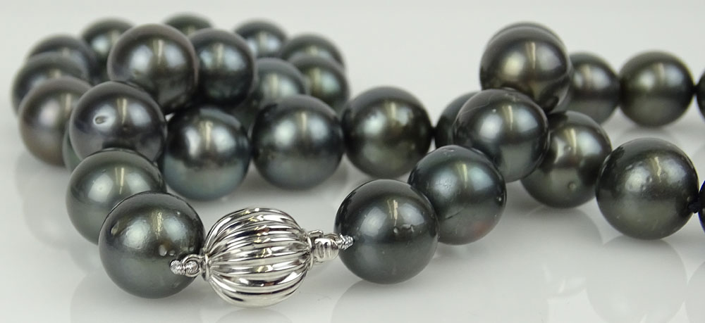 AIGL Certified Tahitian Pearl Necklace.