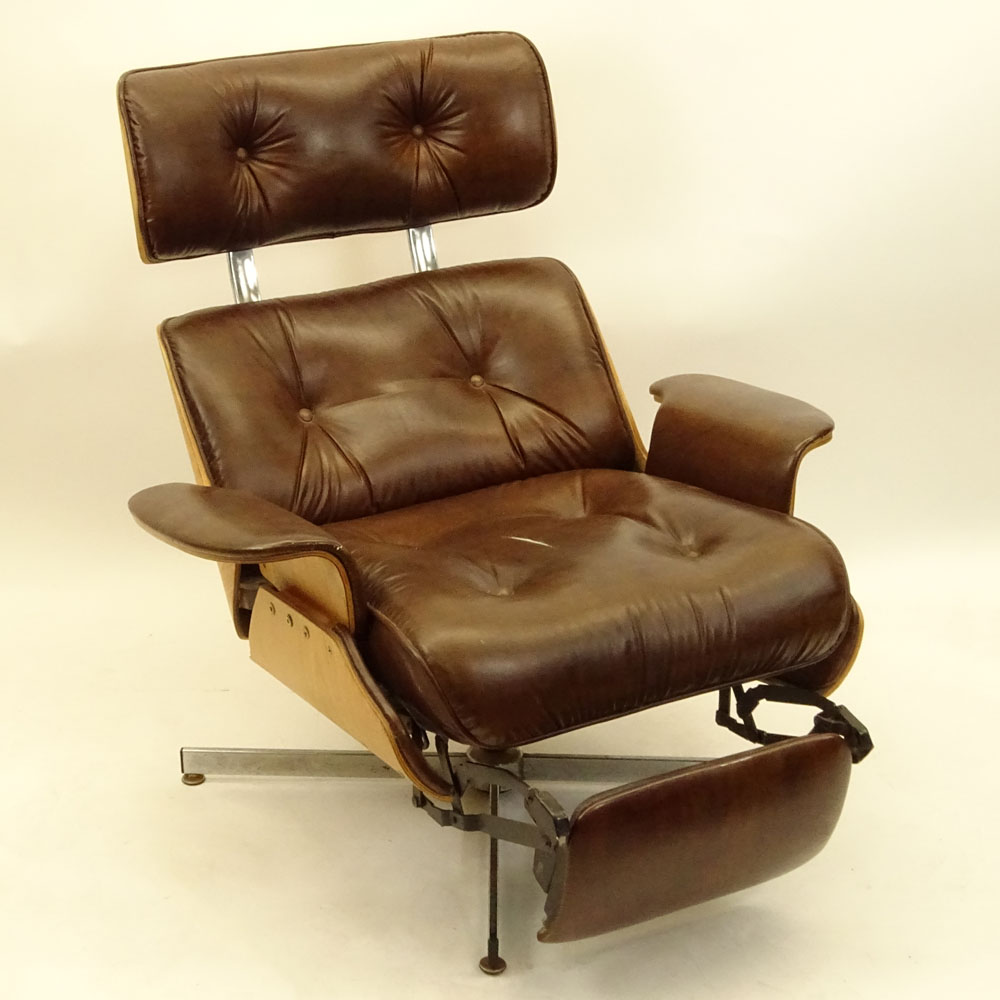 Mid Century Modern Plycraft Eames Style Recliner With Built-in Footrest.