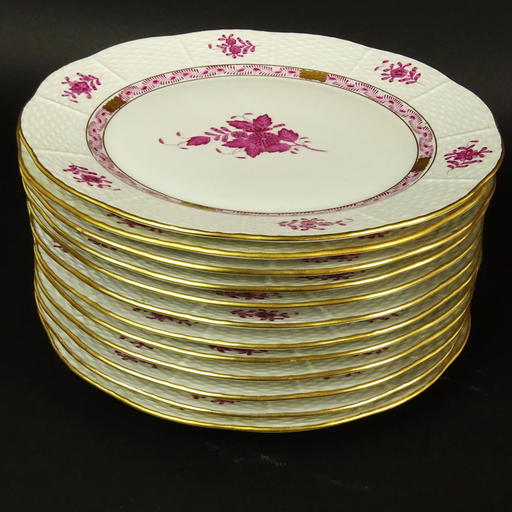 Twelve (12) Herend Chinese Bouquet Raspberry Dinner Plates.