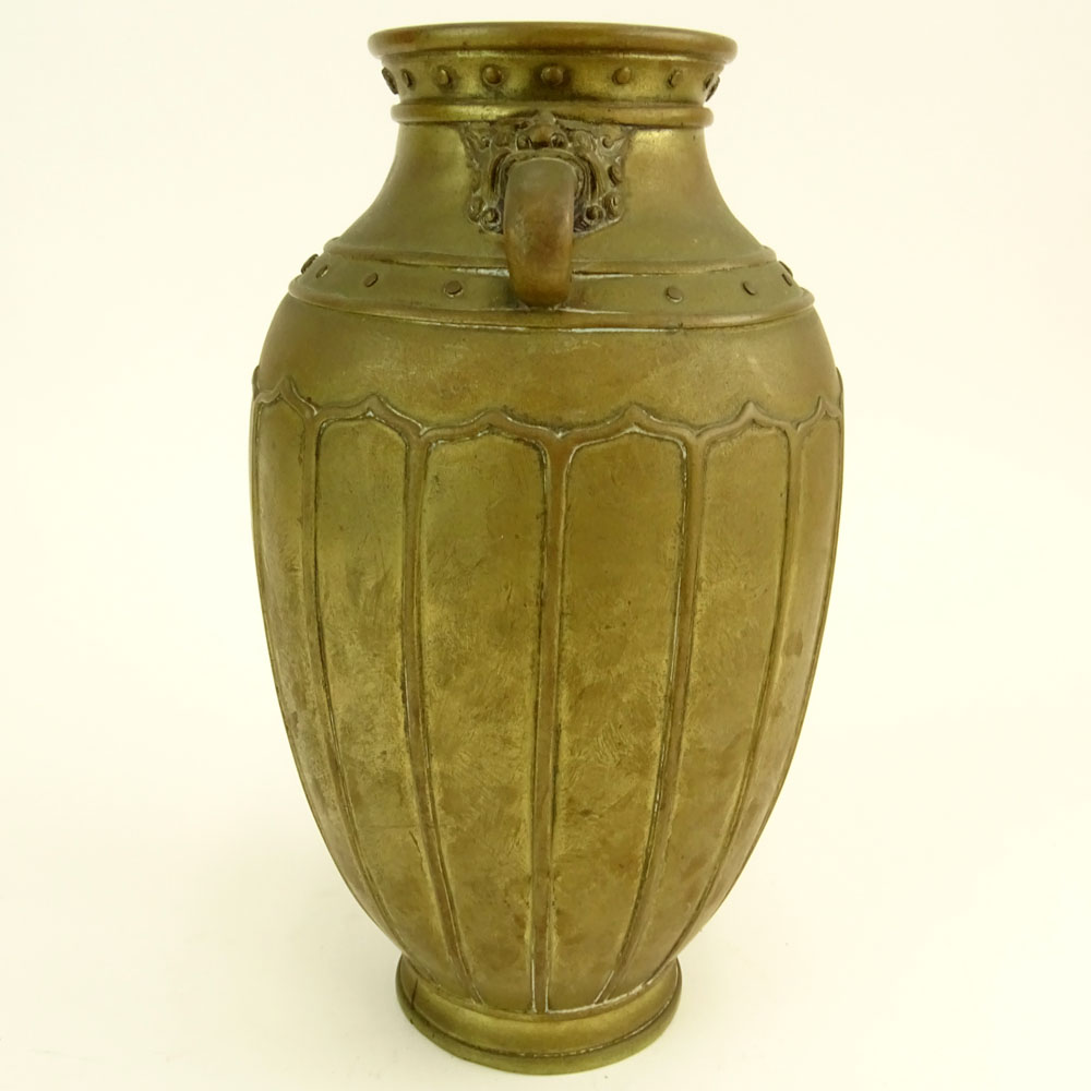 Antique Chinese Bronze Vase.