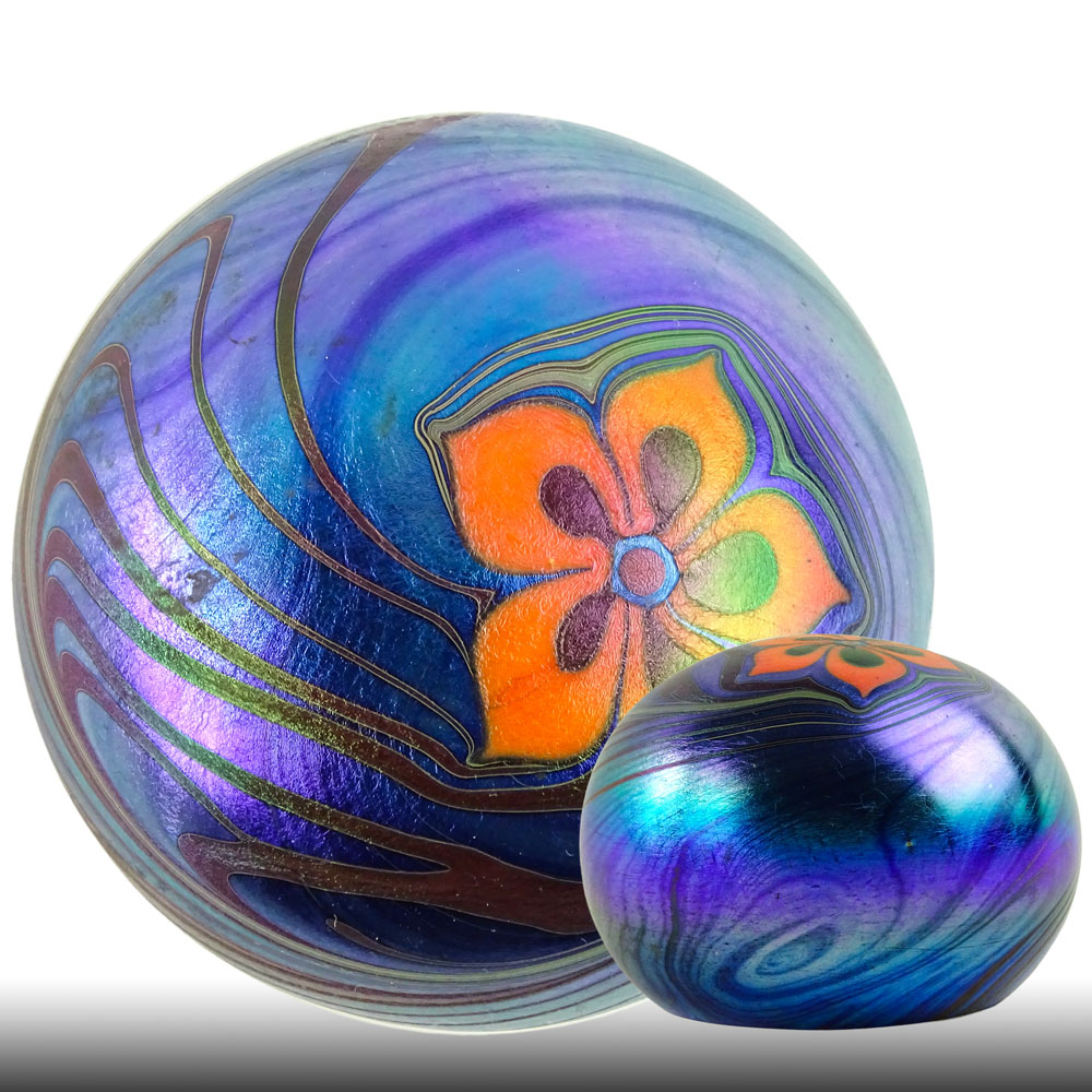 Steven Lundberg Vintage Paperweight, c 1974. 