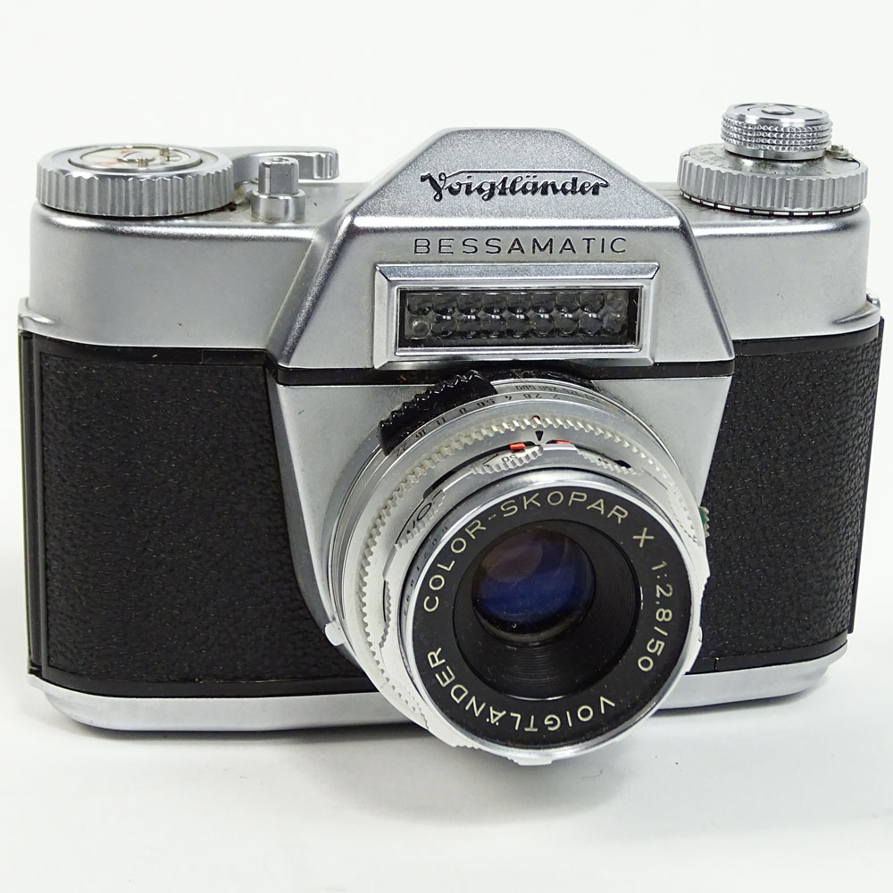 Vintage Voigtlander Bessamatic Camera with Leather Case.