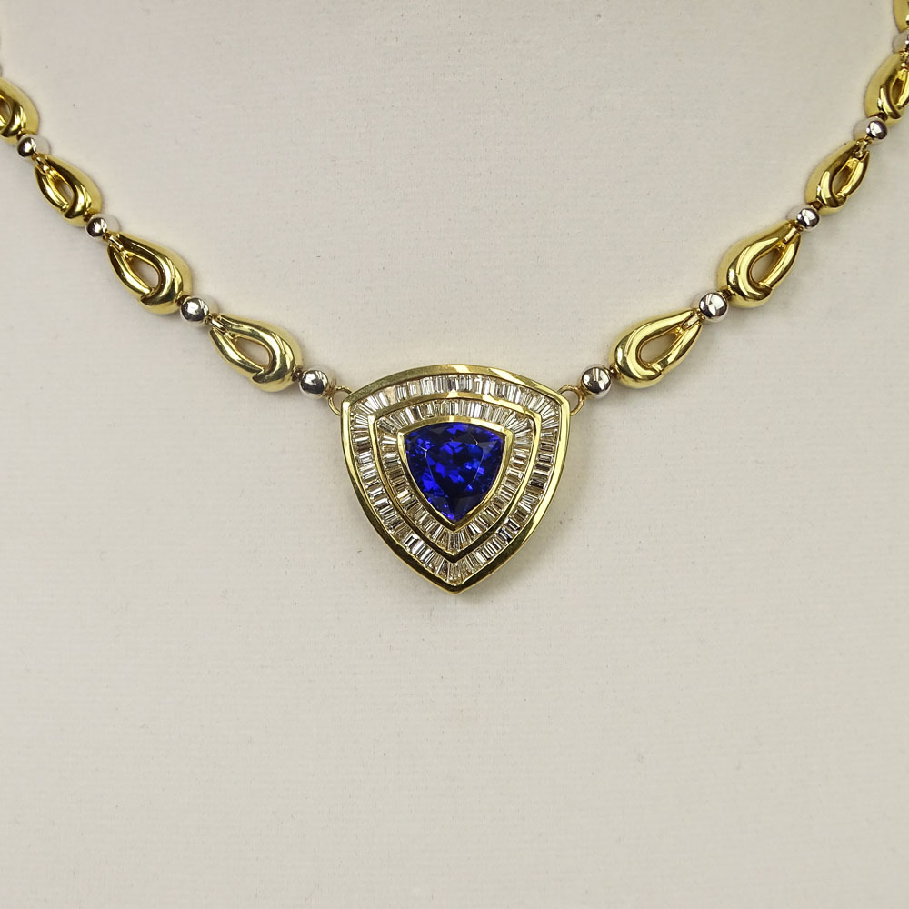 Lady's Large Gem Quality Tanzanite, Diamond and 18 Karat Gold Necklace set in the Center with a 9.27 Carat Trapezoidal