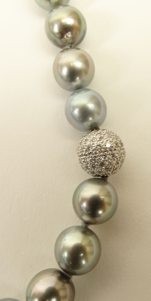 Beautiful Quality Graduated Grey South Sea Pearl Necklace with Diamond and 18 Karat White Gold Clasp.