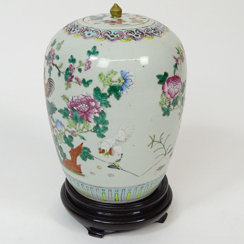 Antique Chinese Export Famille Verte Porcelain Ginger Jar. Decorated with Chickens throughout.