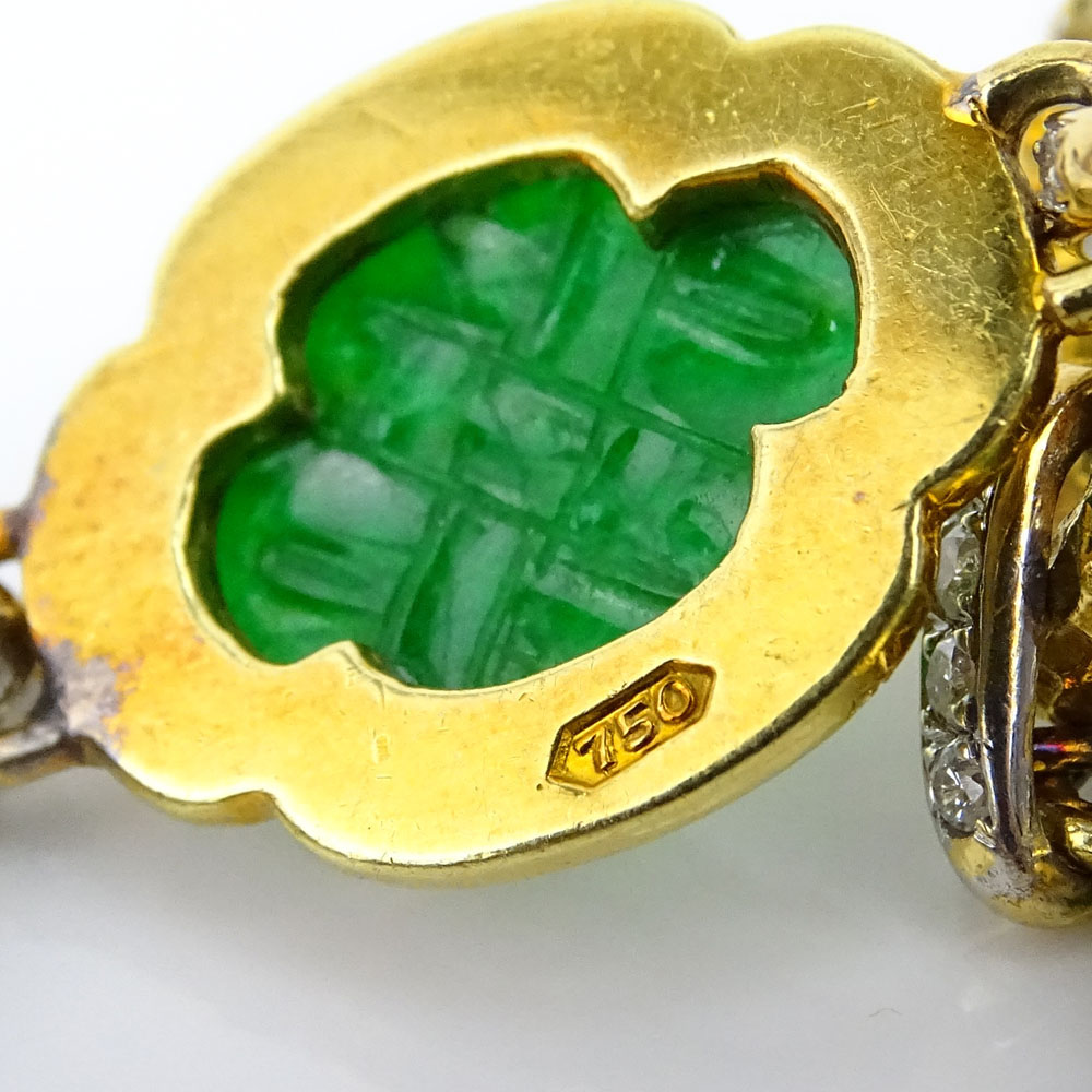 Vintage Carved Green Jadeite and 18 Karat Yellow Gold Necklace