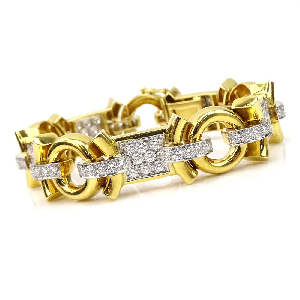 Approx. 4.50 Carat Pave Set Round Brilliant Cut Diamond and 18 Karat Yellow Gold Bracelet.