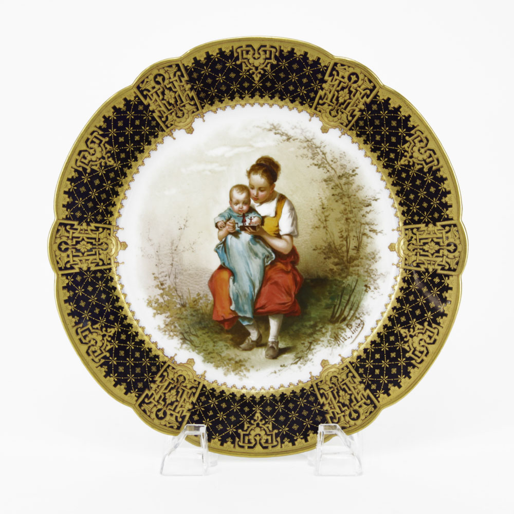 Circa 1867 CH Pillivuyt & Co Medaille D'Or Paris Cobalt Blue Gilt Hand Painted Porcelain Portrait Plate.