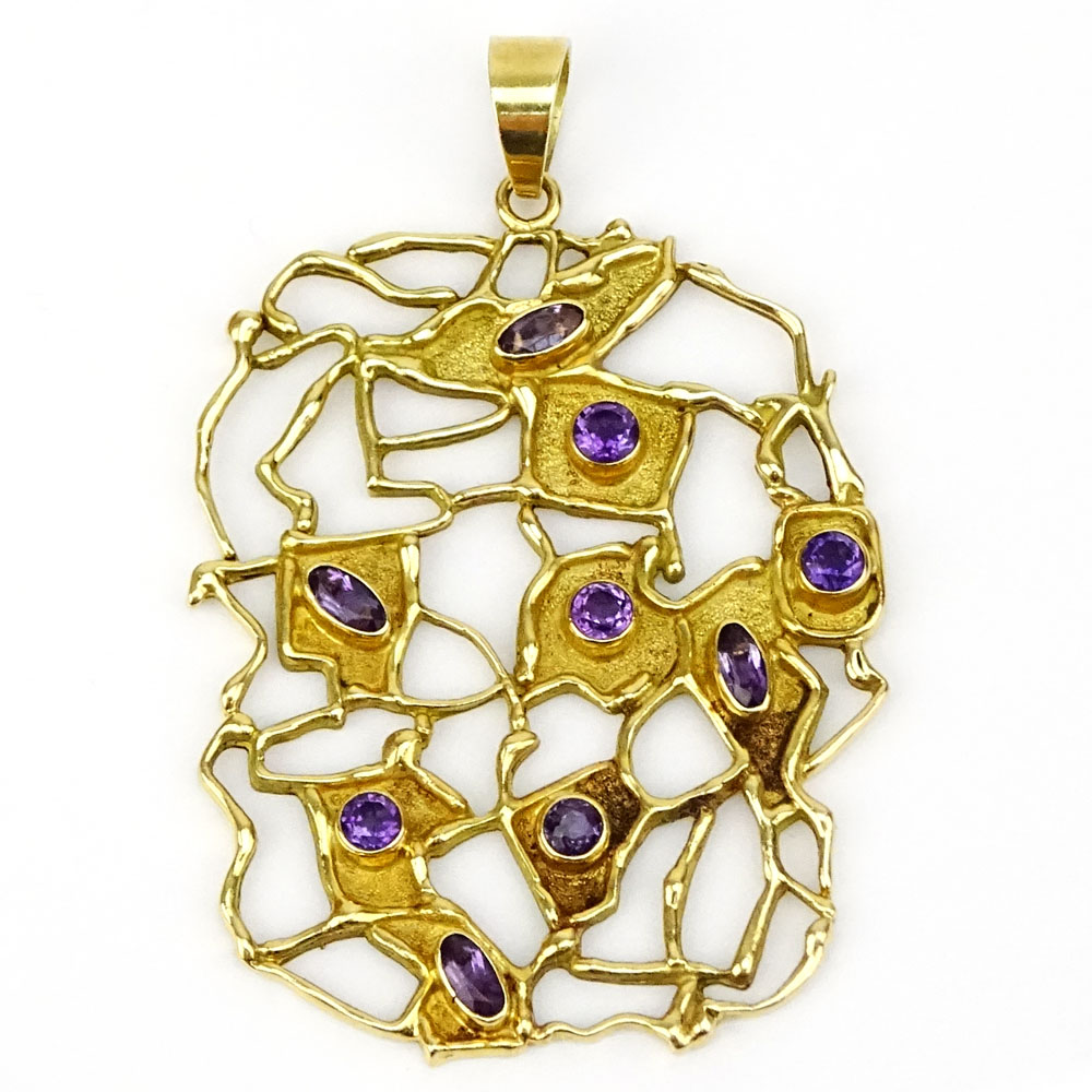 Mid Century Modern Italian 18 Karat Yellow Gold and Amethyst Free Form Pendant