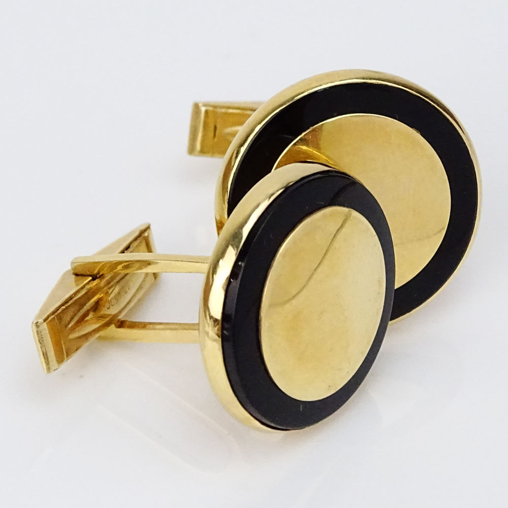 Pair of Vintage 14 Karat Yellow Gold and Black Onyx Cufflinks