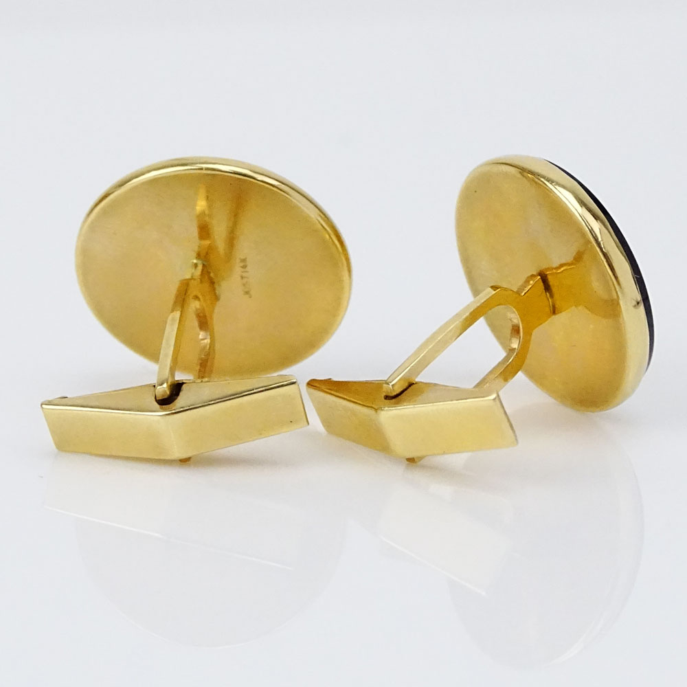 Pair of Vintage 14 Karat Yellow Gold and Black Onyx Cufflinks