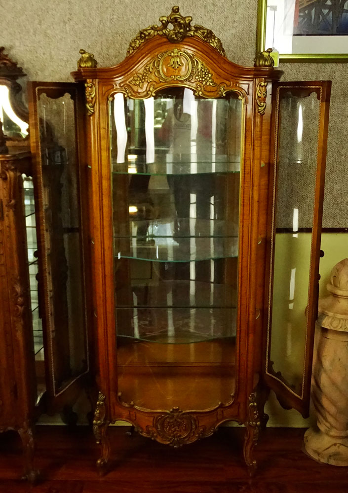 Mid-Century Modern Italian Carved and Painted Curved Glass Curio Cabinet