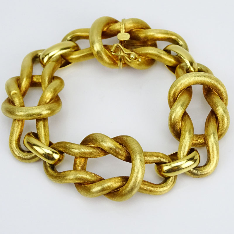 Vintage Heavy 18 Karat Yellow Gold Knot Link Bracelet