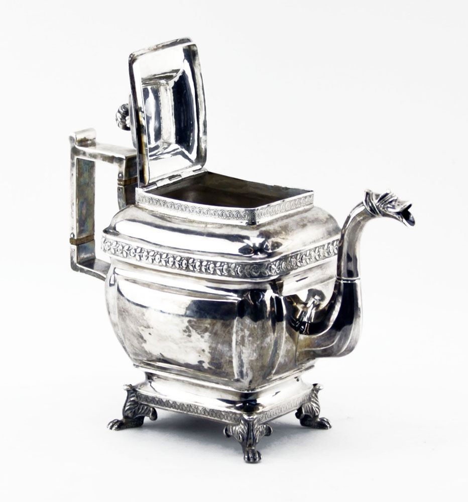 Joseph Lownes, American (1758-1820) Circa 1800s Philadelphia, Pennsylvania Coin Silver Teapot