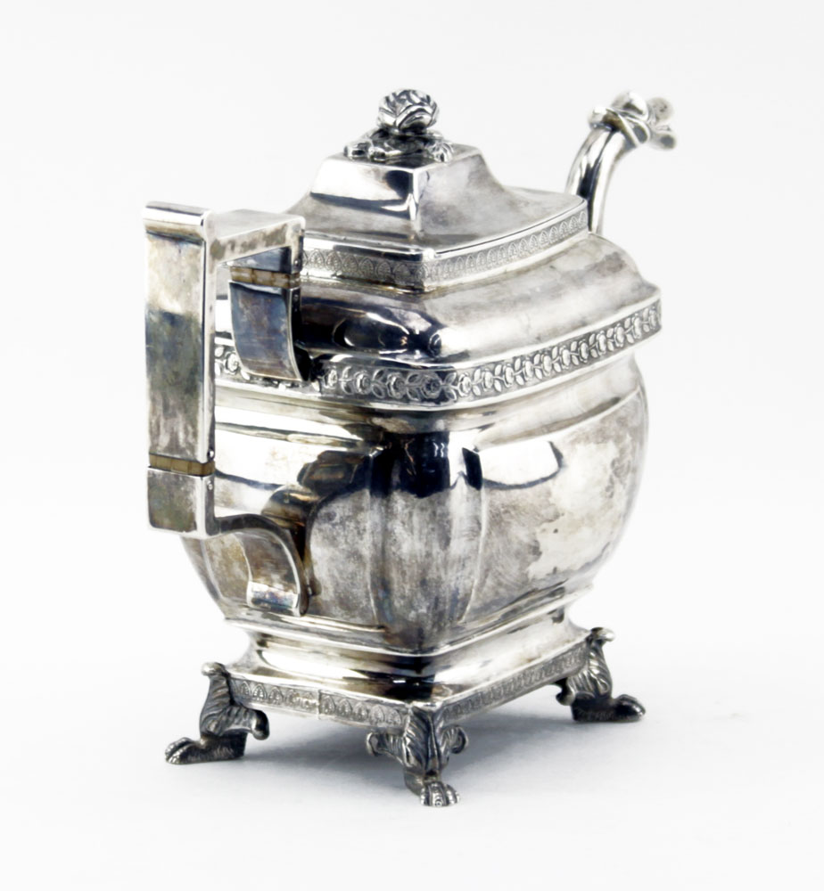 Joseph Lownes, American (1758-1820) Circa 1800s Philadelphia, Pennsylvania Coin Silver Teapot