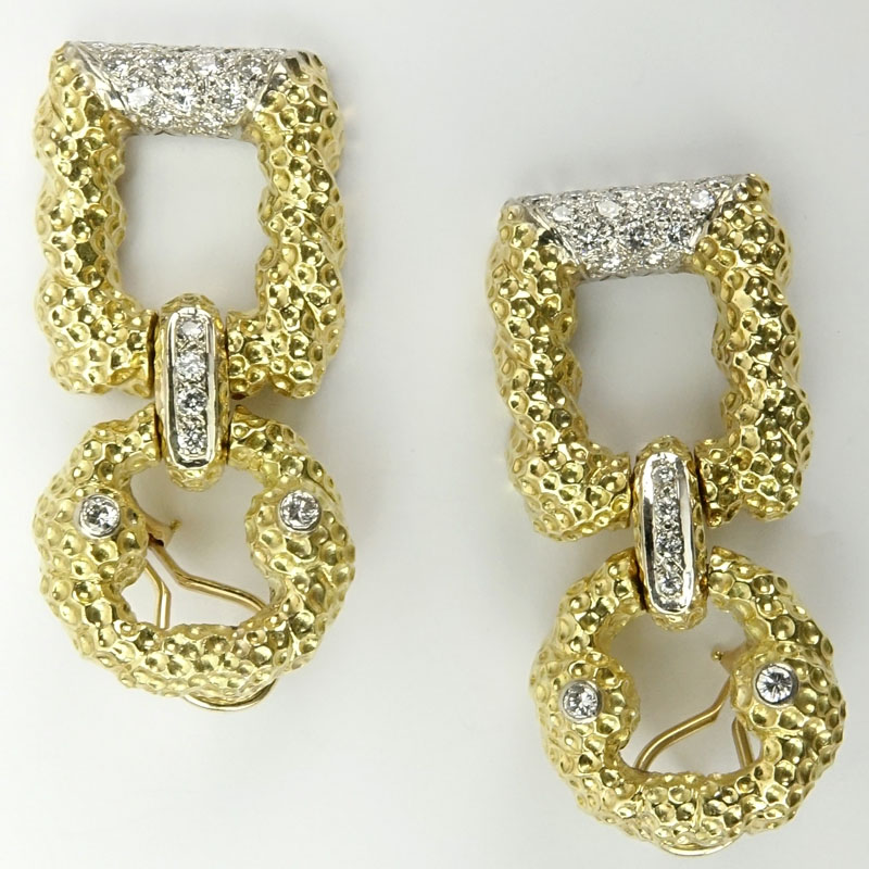 Retro 1950s Approx. 10.0 Carat Round Brilliant Cut Diamond and Heavy 18 Karat Yellow Gold Necklace and Earring Suite.