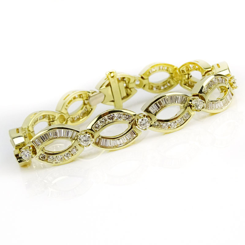 8.0 Carat Round Brilliant and Baguette Cut Diamond and 18 Karat Yellow Gold Bracelet