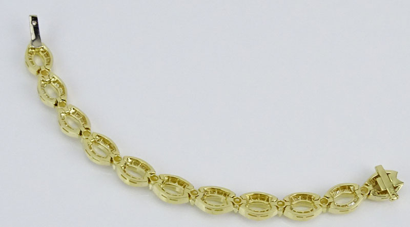 8.0 Carat Round Brilliant and Baguette Cut Diamond and 18 Karat Yellow Gold Bracelet