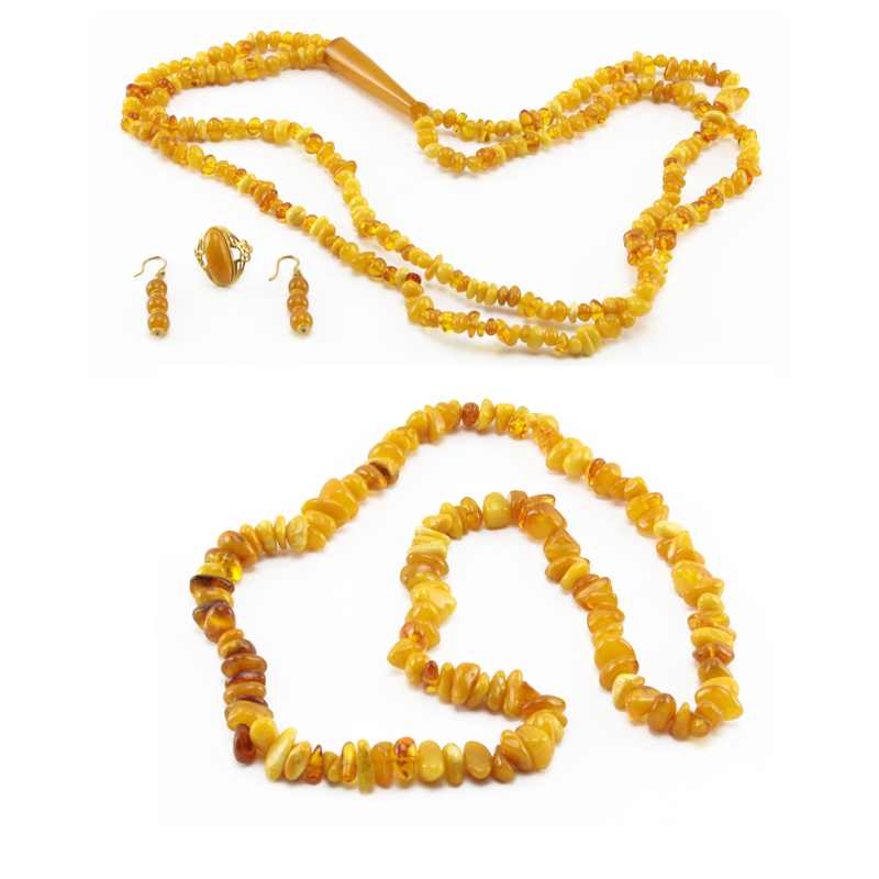 Vintage Amber Beaded Jewelry Suite