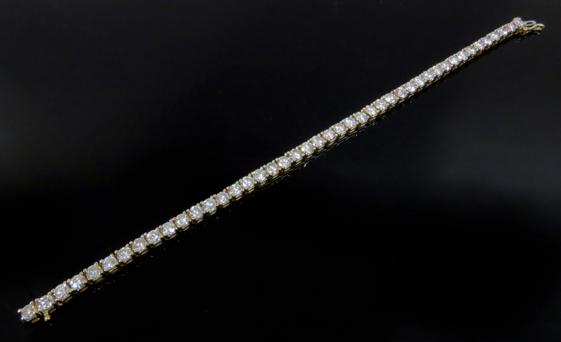 Approx. 10.0 Carat Round Brilliant Cut Diamond and 14 Karat Yellow Gold Tennis Bracelet.