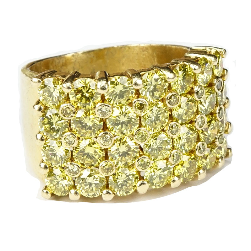 Vintage Man's or Lady's Approx. 7.50 Carat Round Brilliant Cut Fancy Yellow Diamond and 14 Karat Yellow Gold Ring.