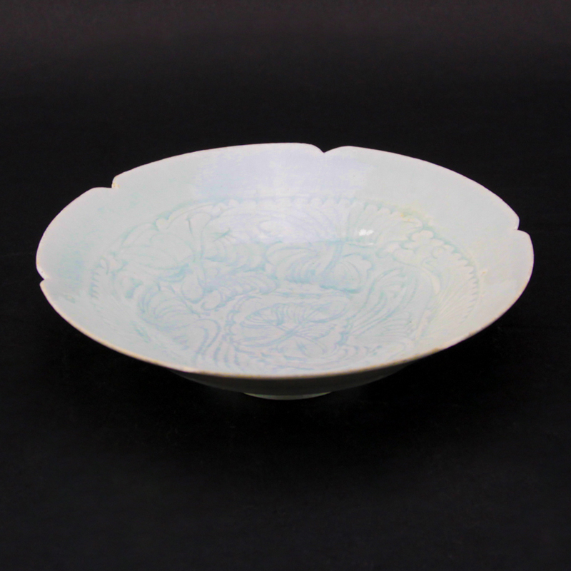 20th Century Korean Celadon Bowl