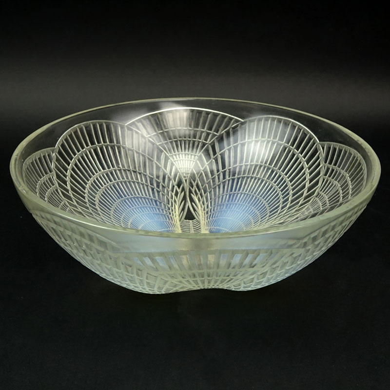 R. Lalique "Coquilles" Opalescent Bowl. Signed R Lalique, No. 3200.