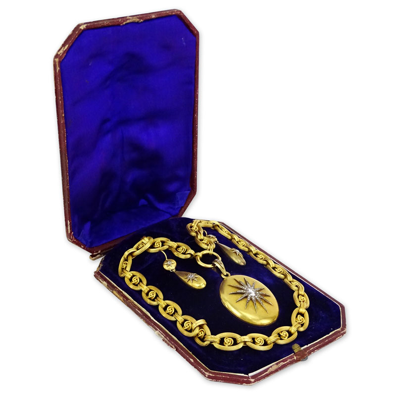 Important Georgian English  Rose Cut Diamond and 19 Karat Yellow Gold Pendant Locket Necklace and Earring Suite in fitted box