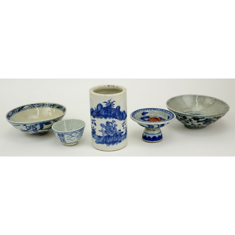 Collection of Five (5) 19th Century Chinese Blue and White Porcelain Table Top Items