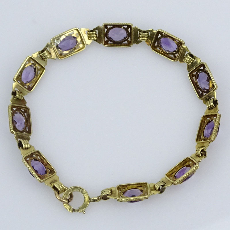 Vintage Oval Cut Amethyst and 14 Karat Yellow Gold Bracelet