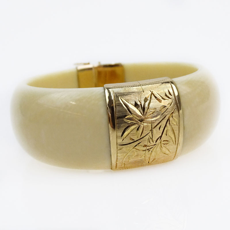 Vintage 14 Karat Yellow Gold Mounted Ivory Bangle Bracelet