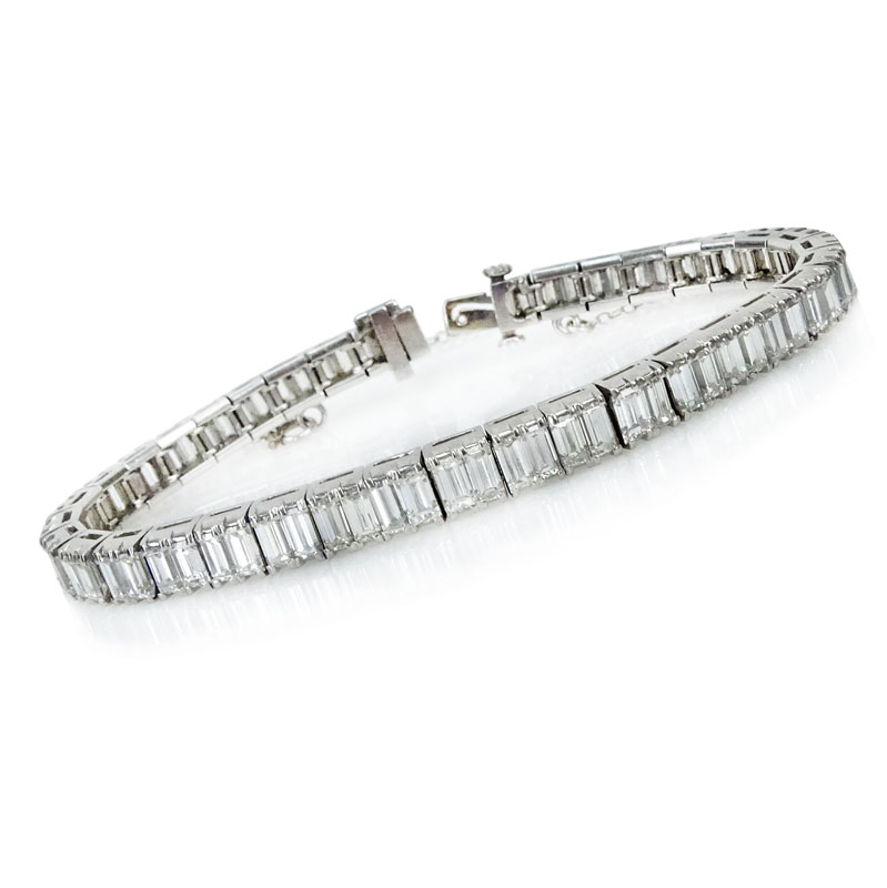 Super Quality Art Deco Approx. 15.0 Carat Graduated Emerald Cut Diamond and Platinum Bracelet.